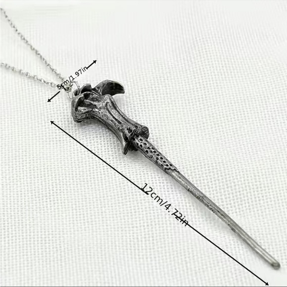 Wand Necklace - Picture 3 of 4